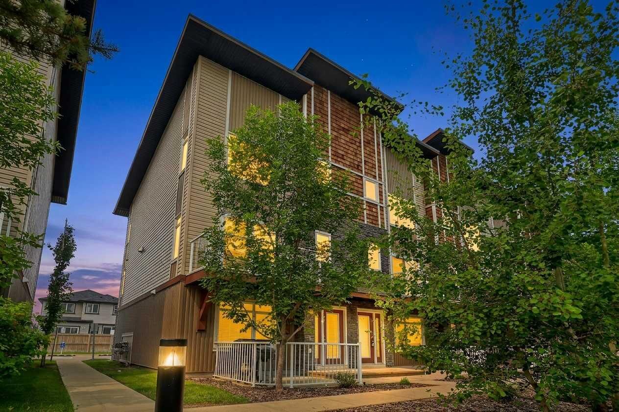 Property Photo:  604 Skyview Point Place NE  AB T3N 0L7 