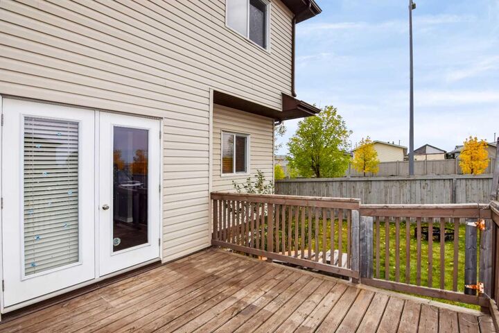 Property Photo:  100 Fireweed Crescent  AB T9K 0J3 
