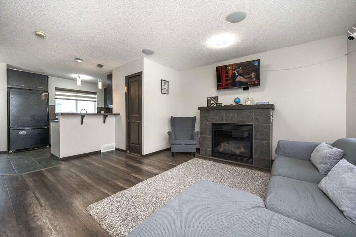 Property Photo:  702 Panamount Boulevard NW  AB T3K 0P7 