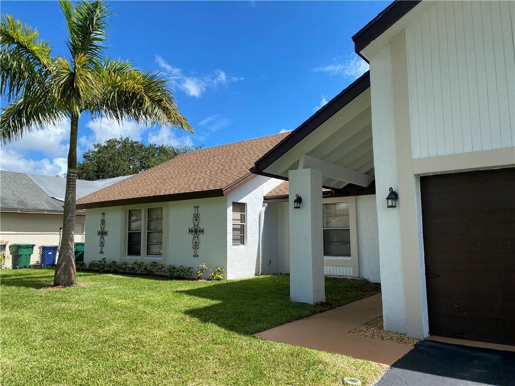 Property Photo:  7408 NW 48th Court  FL 33319 