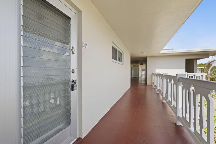 Property Photo:  2606 Garden Drive S  FL 33461 