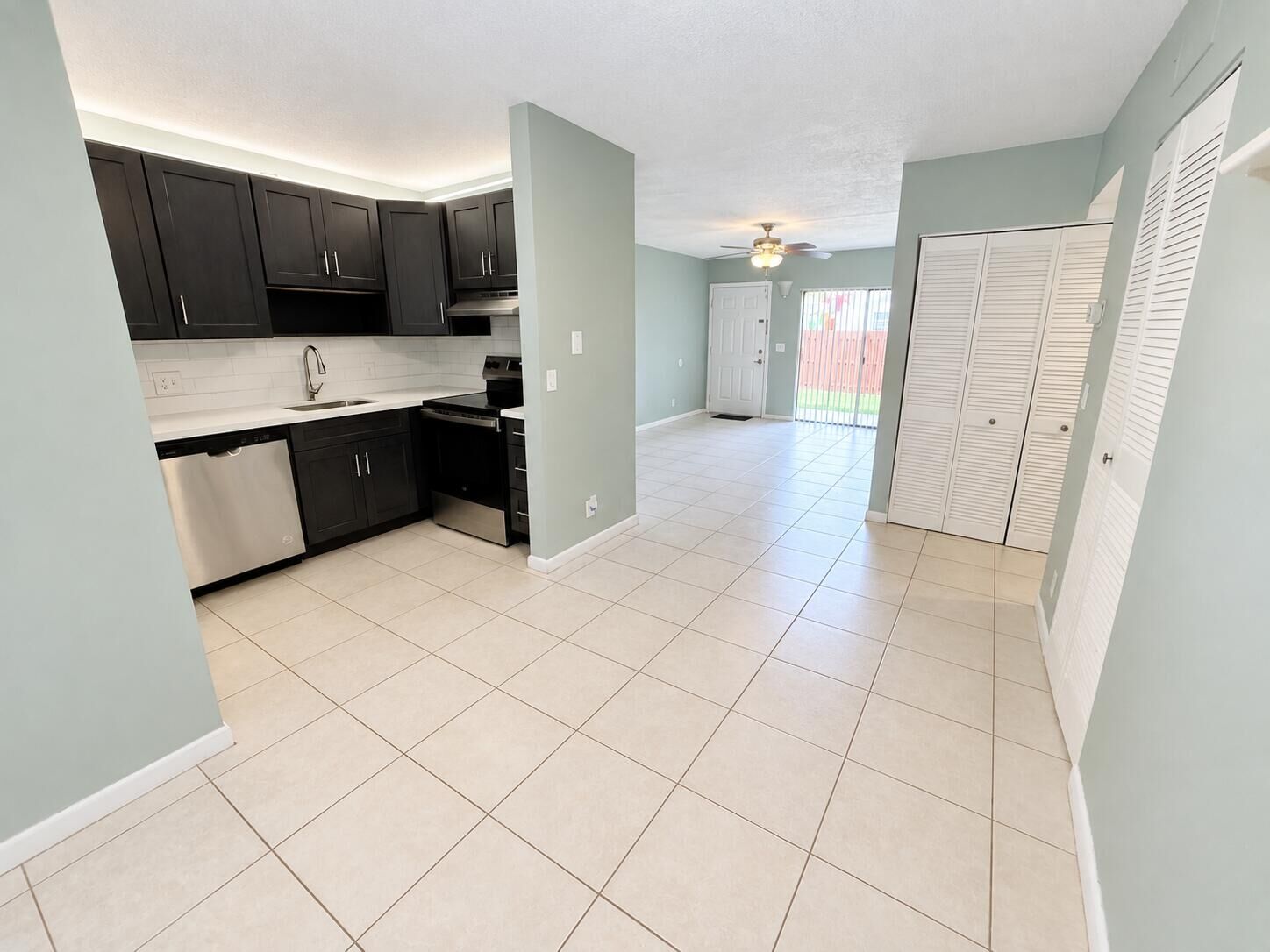 Property Photo:  3253 NW 104th Avenue  FL 33065 