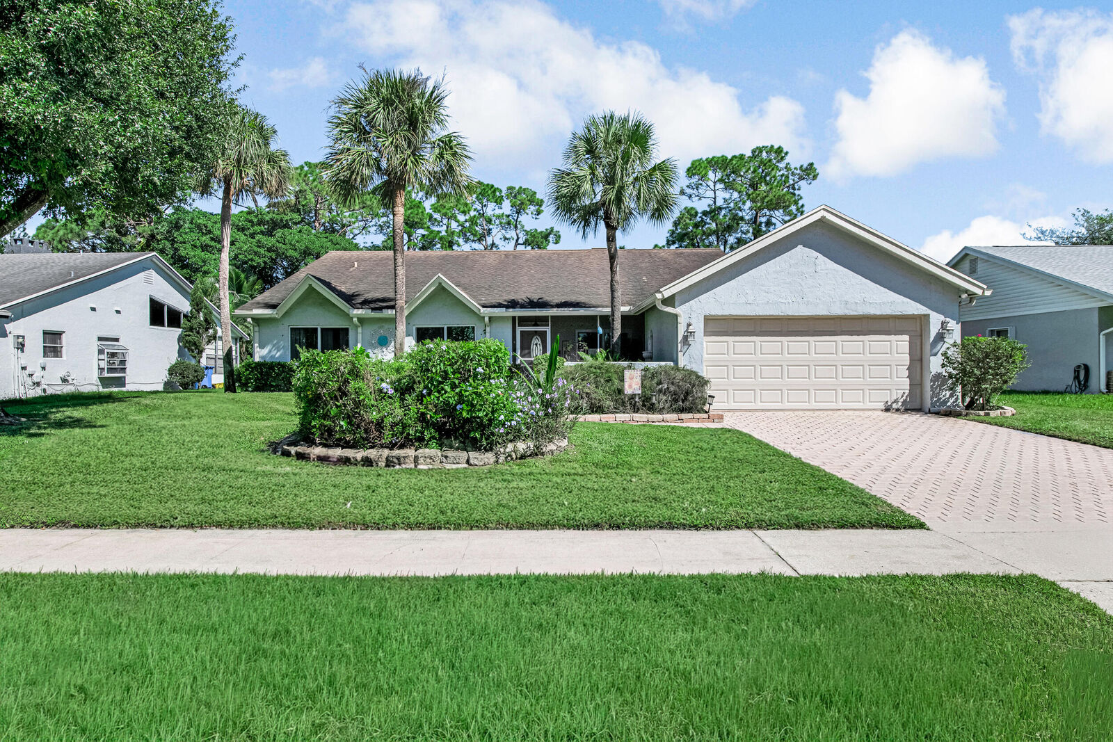 Property Photo:  102 Sevilla Avenue  FL 33411 