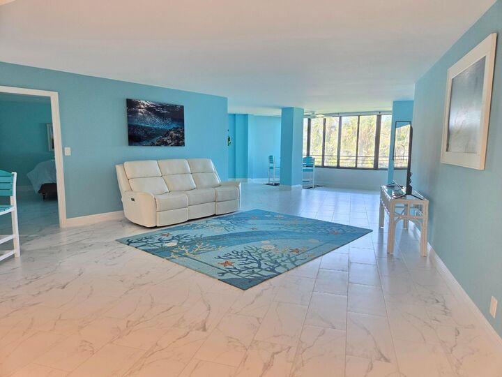 Property Photo:  1357 NE Ocean Boulevard 304  FL 34996 