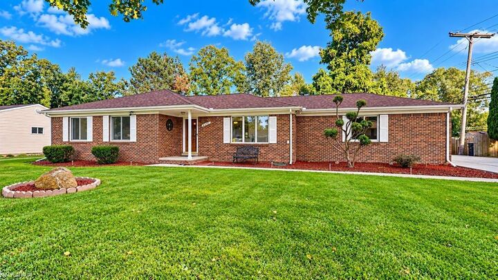 Property Photo:  45440 Wakefield Street  MI 48317 
