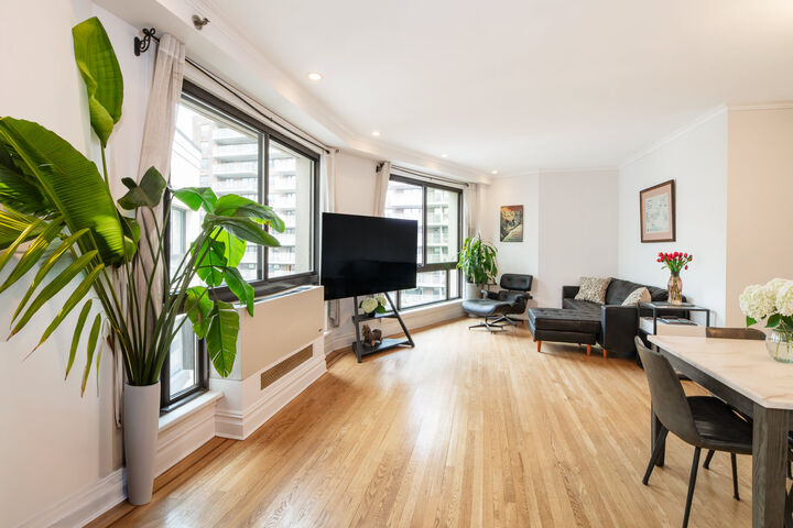 Property Photo: 203 W 90th Street Phe NY 10024