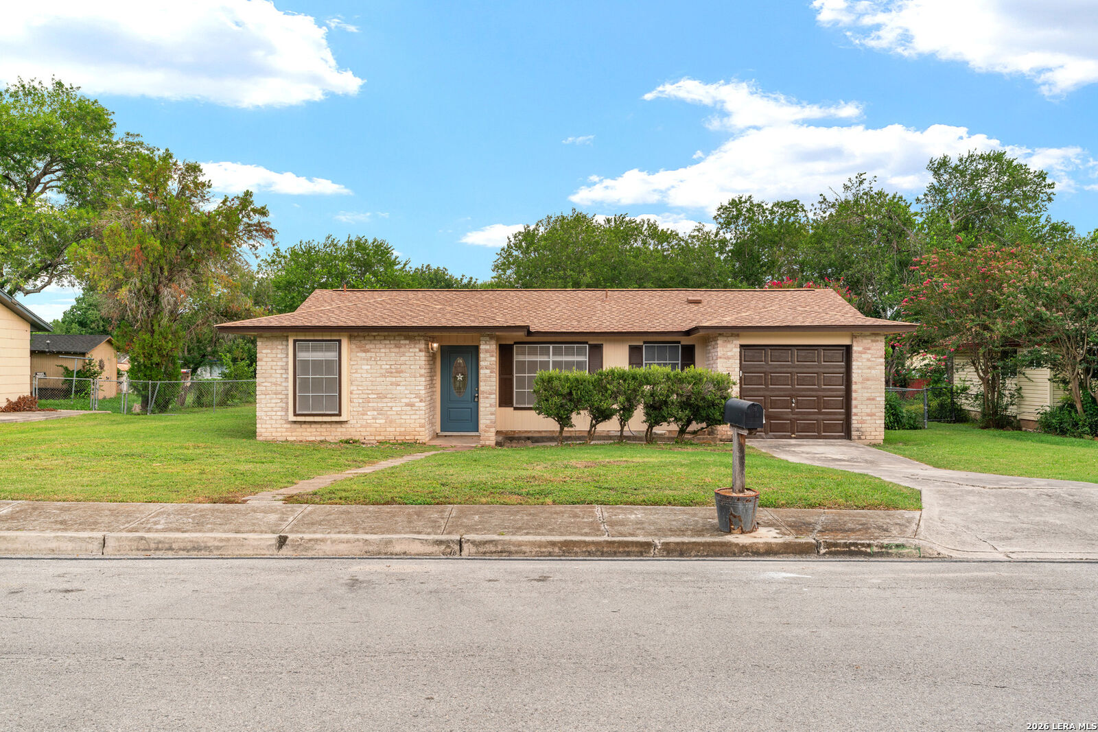 Property Photo:  212 Avenue F  TX 78109 