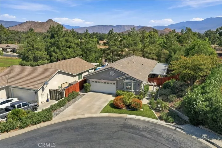 Property Photo: 140 McCarron CA 92545