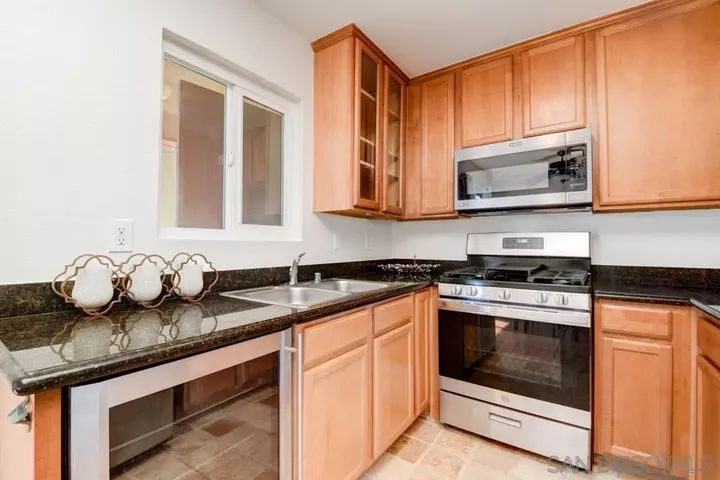 Property Photo: 526 Calle Montecito 140 CA 92057