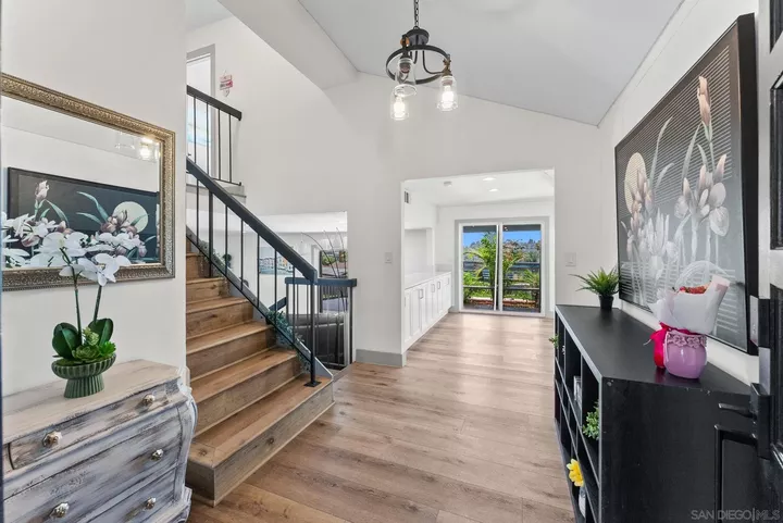 Property Photo: 10111 Cliffwood Dr CA 91941