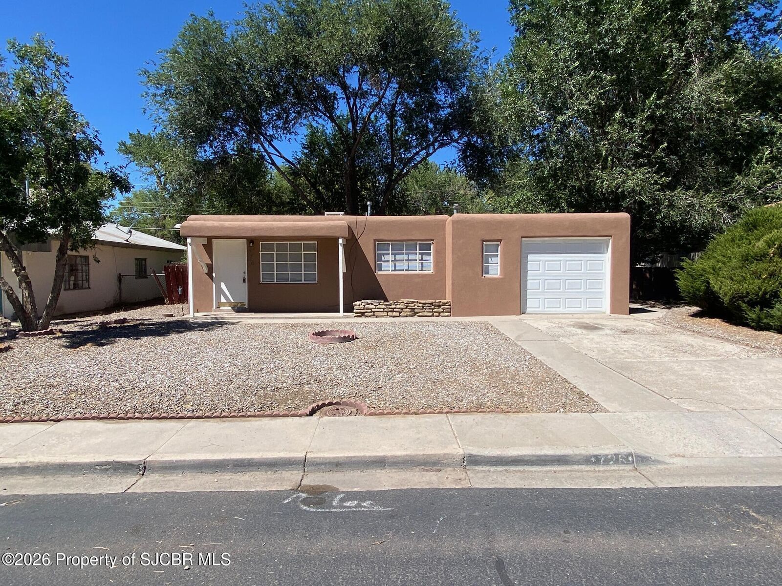 Property Photo: 726 El Paso Drive NM 87401