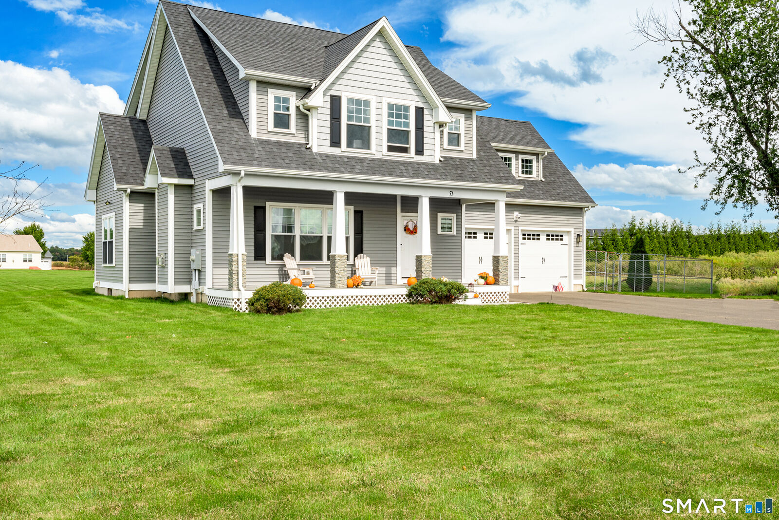 Property Photo:  71 Middle Road  CT 06016 