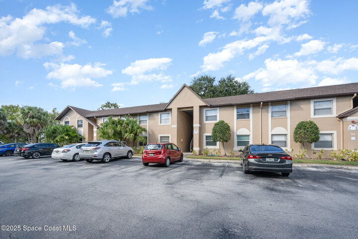 Property Photo:  130 Summer Place  FL 32953 