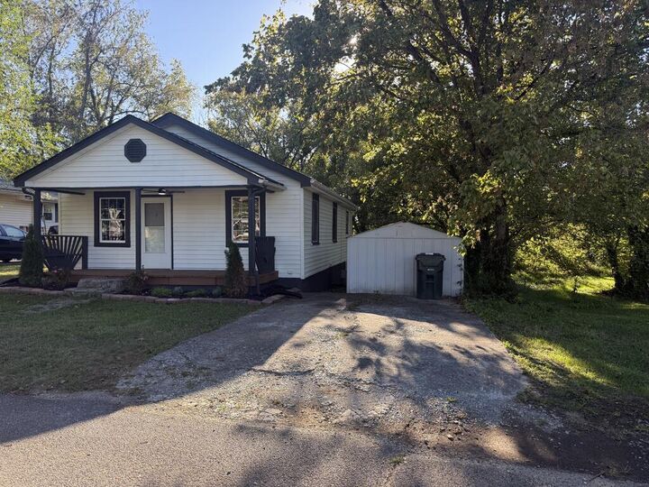Property Photo: 158 Fuller Street VA 24201