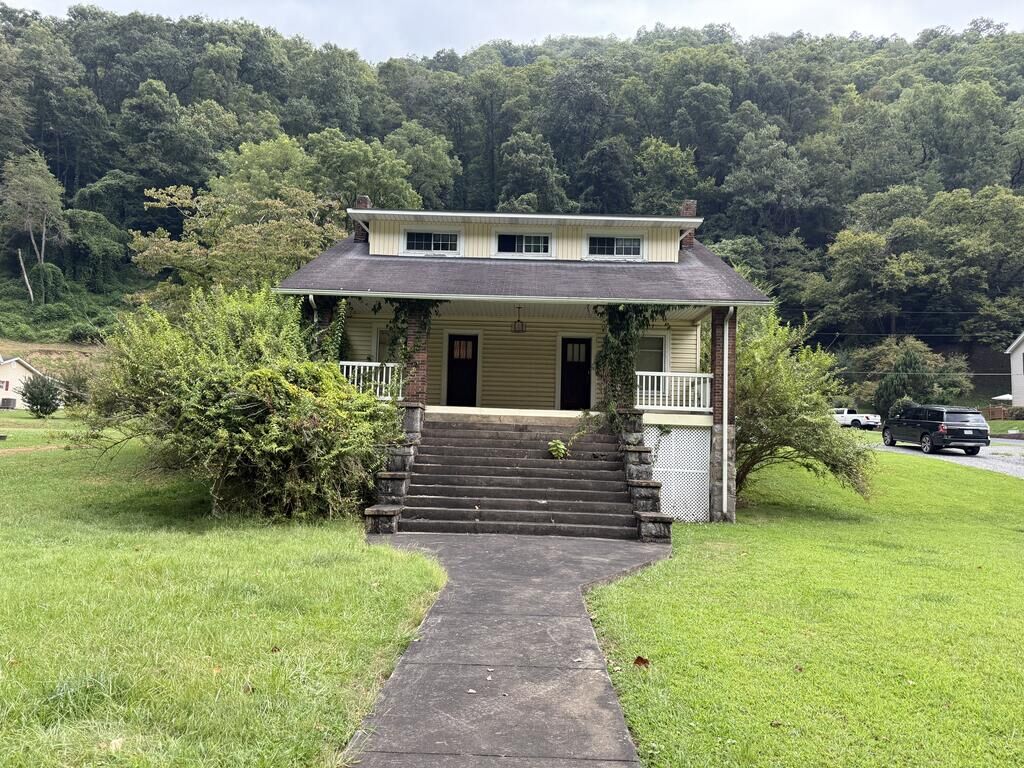 Property Photo:  1070 Mimosa St  VA 24614 