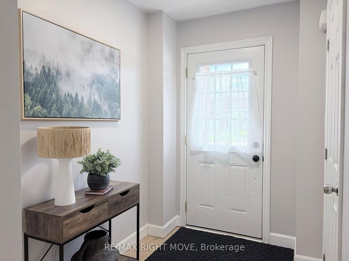 Property Photo:  40 Michelle Drive  ON L3V 0B3 