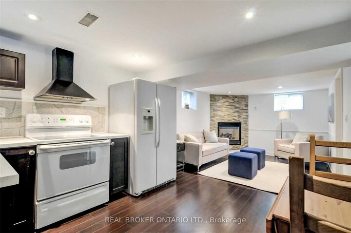 Property Photo:  24 Glenburn Avenue Lower  ON M4B 2X2 