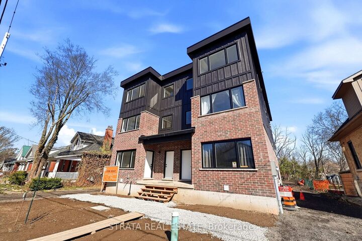 Property Photo:  108 Briscoe Street E  ON N6C 1X2 
