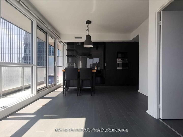 Property Photo:  70 Temperance Street 4306  ON M5H 4E8 