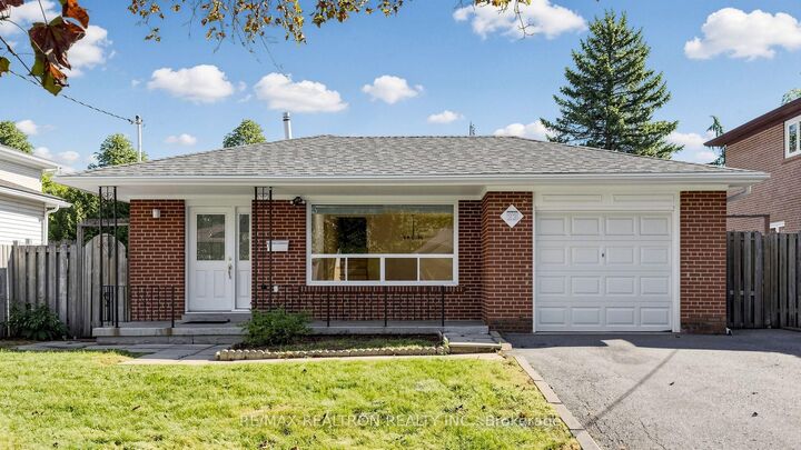 Property Photo:  23 Lesgay Crescent  ON M2J 2H9 