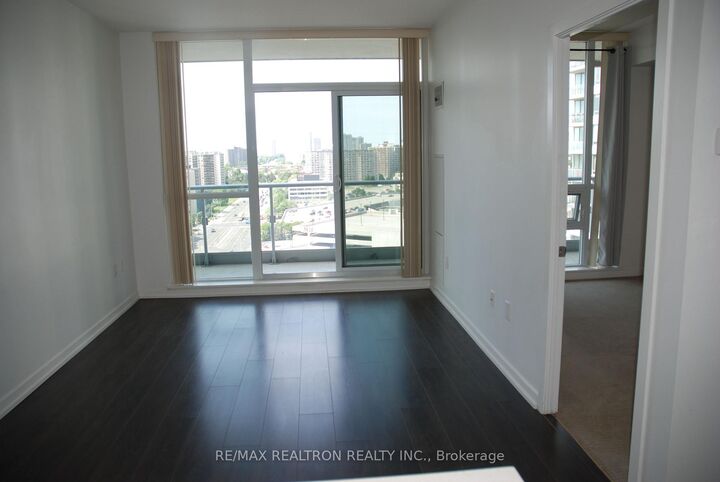 Property Photo:  66 Forest Manor Road 1304  ON M2J 0B7 