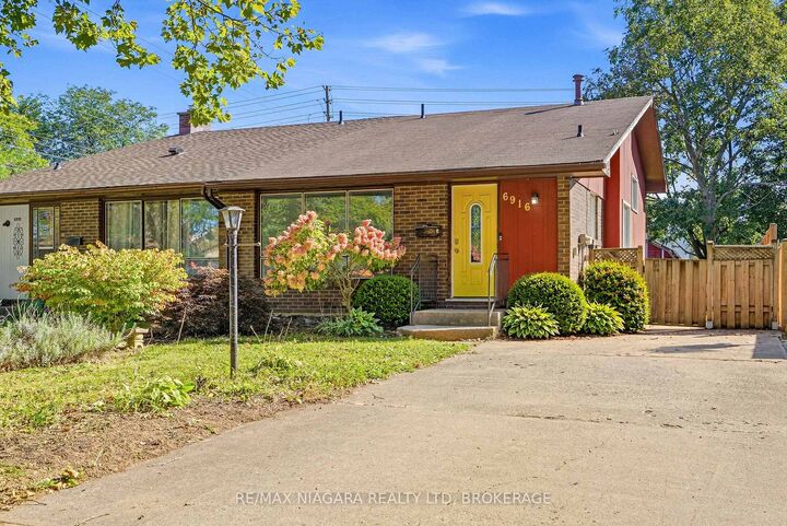 Property Photo:  6916 Dolphin Street  ON L2E 6Y2 