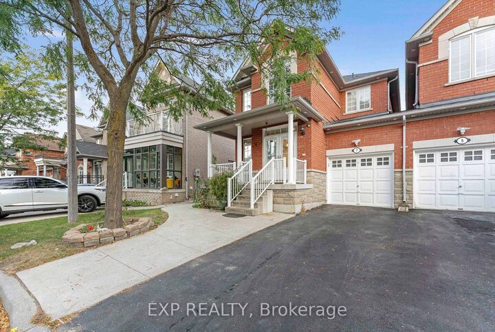 Property Photo:  7 Overture Lane  ON L6S 6H9 