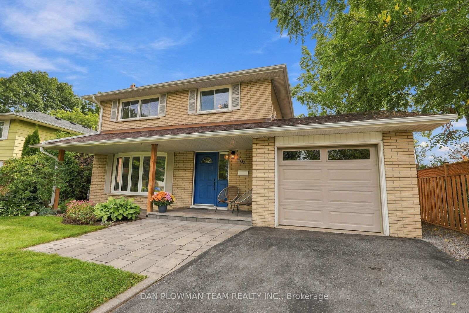 Property Photo:  403 Amstel Court  ON L1G 2J9 