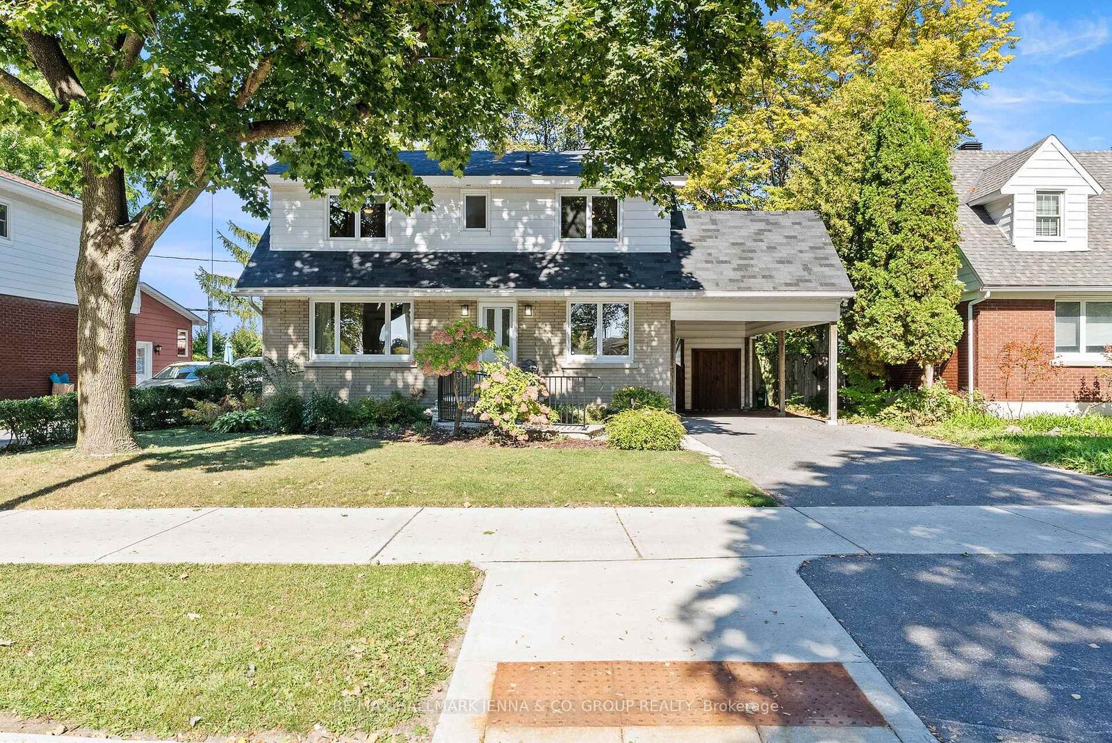 Property Photo:  2129 Belair Drive  ON K2C 0X2 