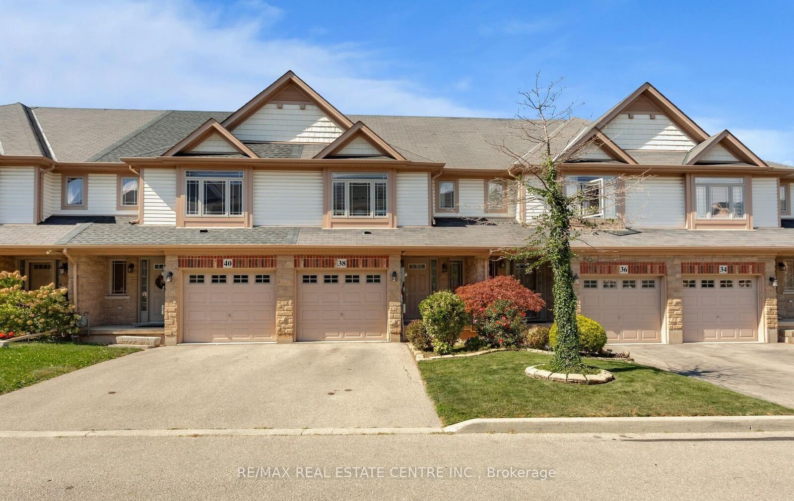 Property Photo:  8 Hemlock Way 38  ON L3M 0B5 