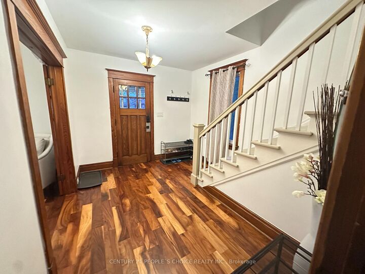 Property Photo:  6510 Barker Street  ON L2G 1Y7 