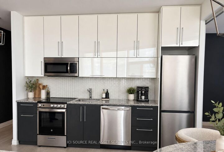 Property Photo:  80 Marine Parade Drive 2508  ON M8V 0A3 