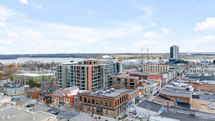 Photo de la propriété: 223 Princess Street 714 ON K7L 1B3