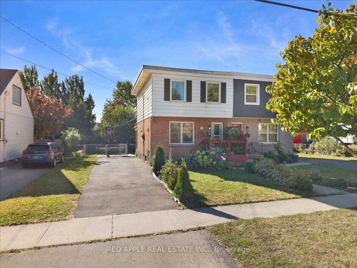 Photo de la propriété:  10 Armstrong Avenue  ON L8H 1M5 