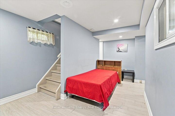 Property Photo:  21 Upland Drive  ON L1N 8H9 