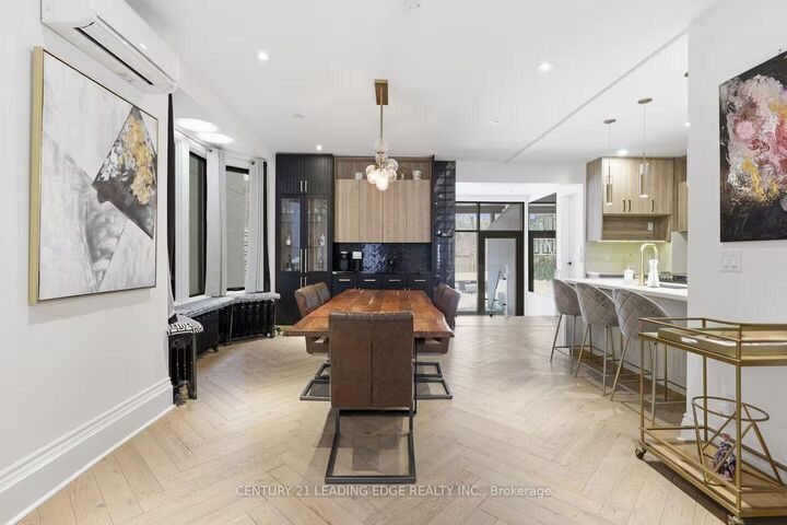 Property Photo:  66 West Avenue  ON M4M 2L8 