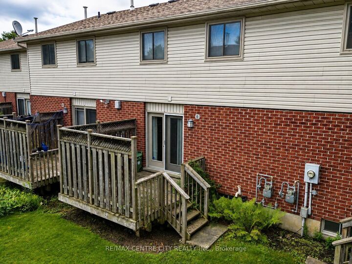 Property Photo:  511 Admiral Drive 61  ON N5V 4R4 