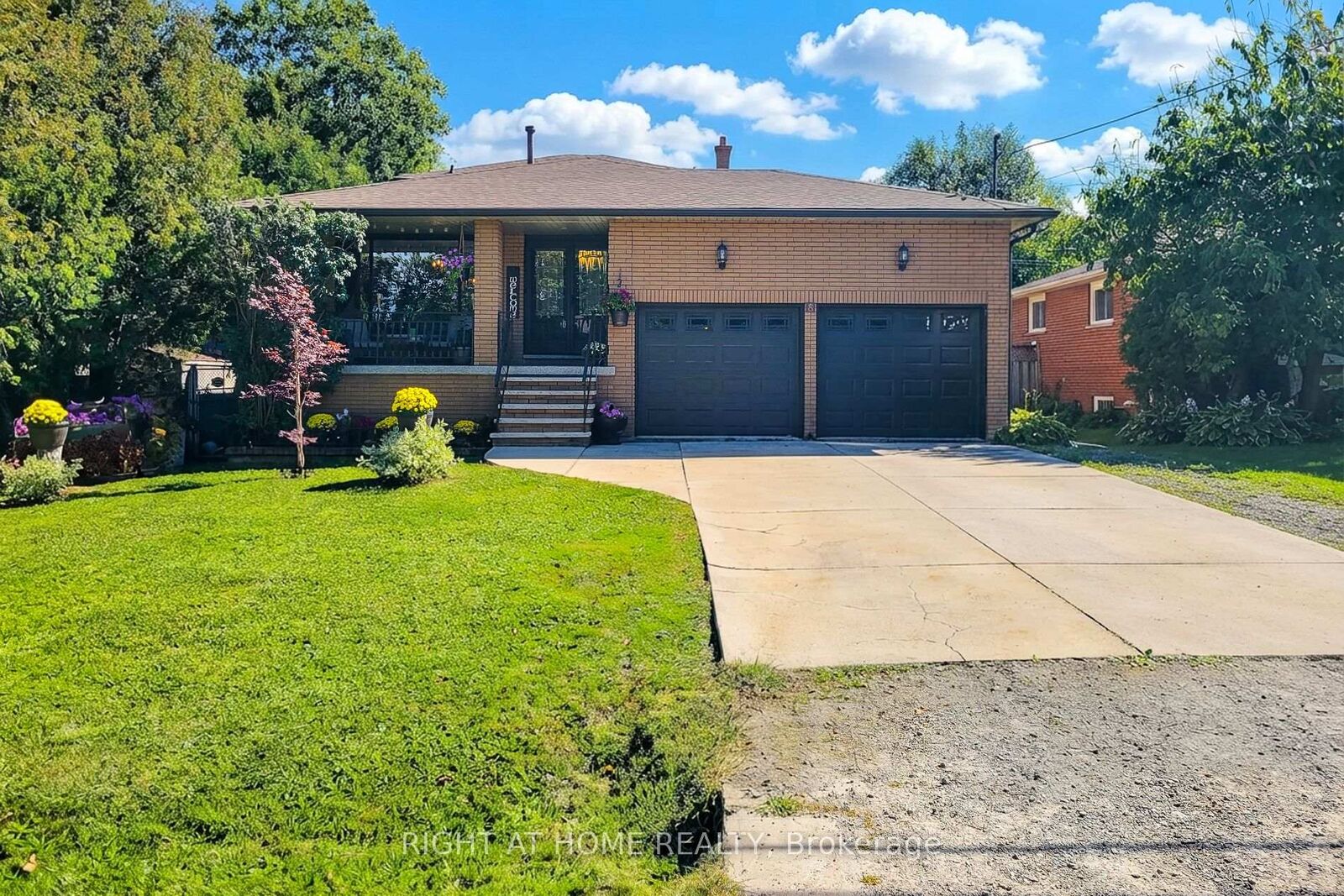 Property Photo:  8 Hunter Road  ON L3M 4A4 