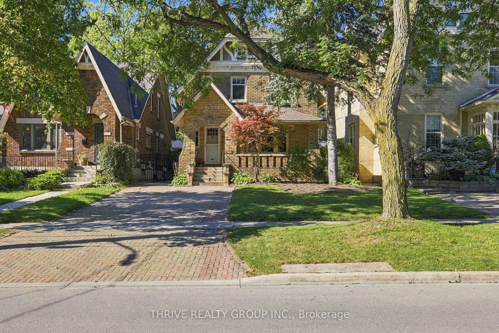Property Photo:  837 Wellington Street  ON N6A 3S6 