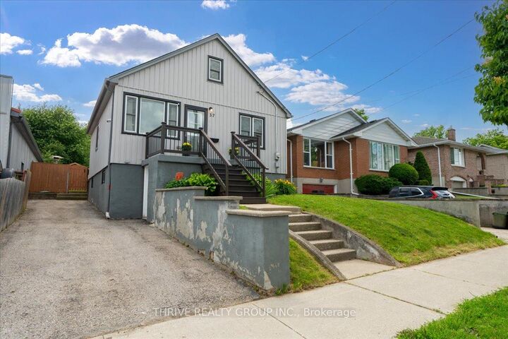 Property Photo:  37 Emery Street W  ON N6J 1R7 