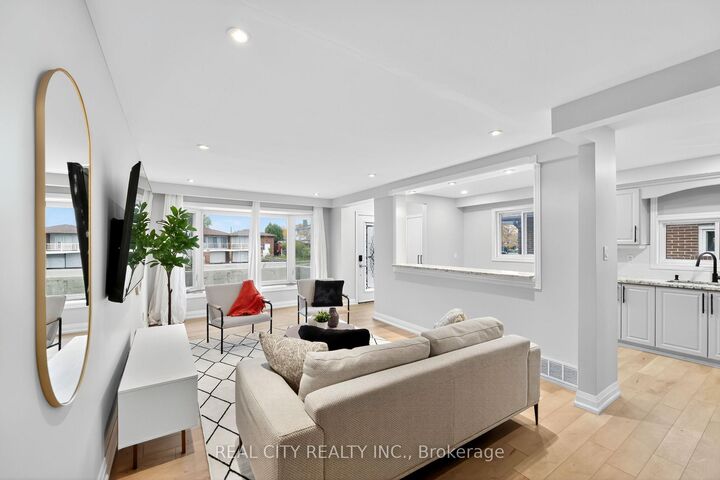 Property Photo:  3385 Morningstar Drive Main  ON L4T 1X6 