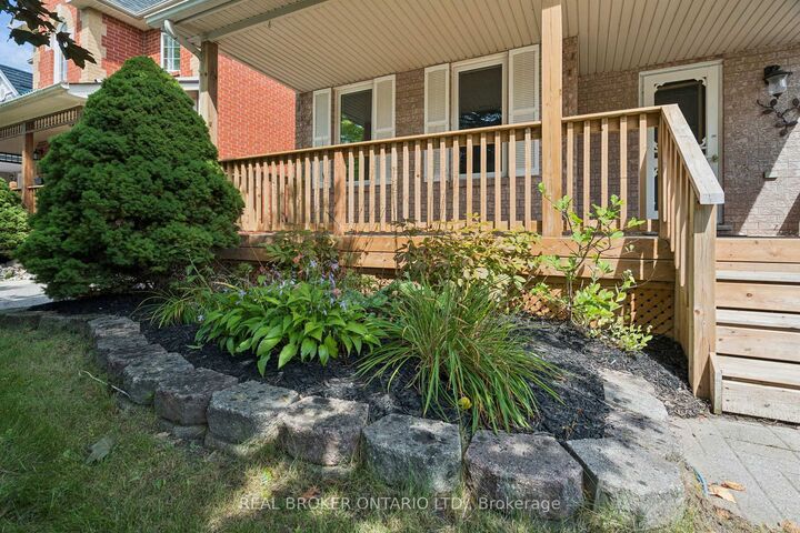 Property Photo:  167 Academy Place  ON N0B 2K0 