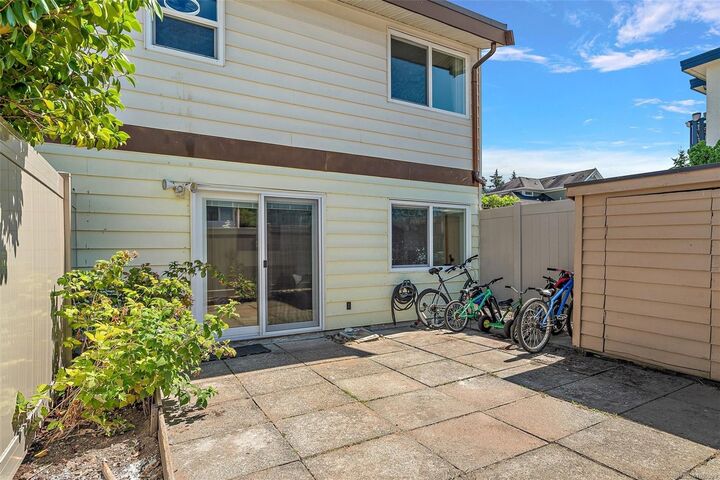 Property Photo:  10046 Fifth St #7  BC V8L 2X9 