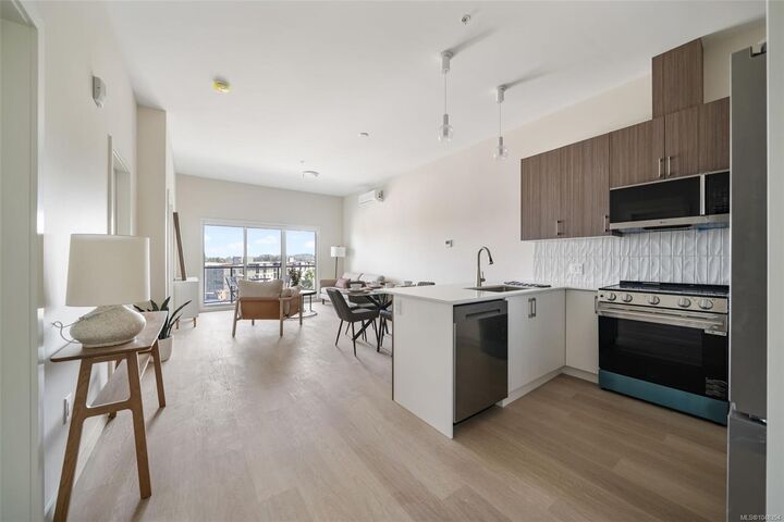 Property Photo:  777 Station Ave #607  BC V9B 7K5 