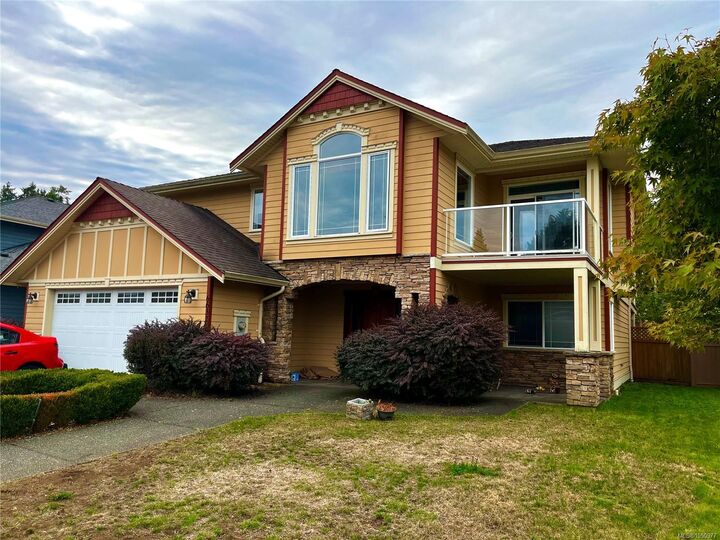 Property Photo:  6632 Kestrel Cres  BC V9V 1V9 