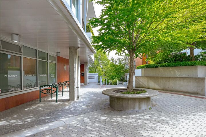 Property Photo:  391 Tyee Rd #406  BC V9A 0A9 