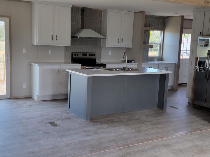 Property Photo:  1014 Yucca Street  TX 76354-2114 
