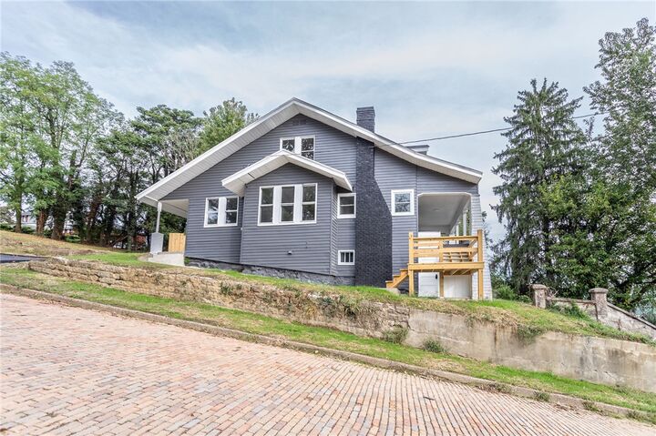Property Photo:  156 S Ninth Street  PA 15425 