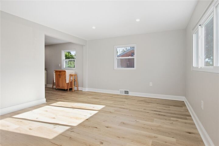 Property Photo:  733 Memory Lane  PA 15133 