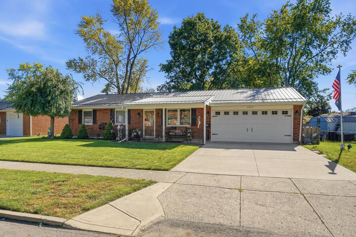 Property Photo:  1066 Stonyridge Avenue  OH 45373 